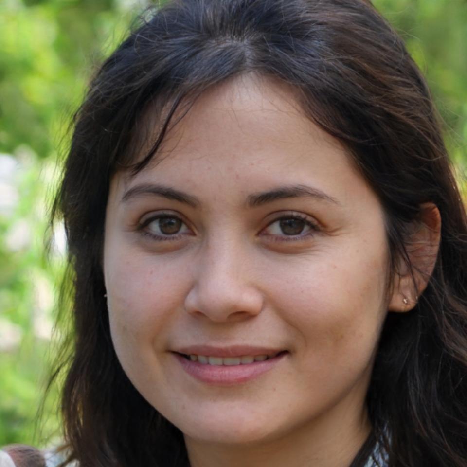 Elena Martín, experta en educación financiera y productos de inversión